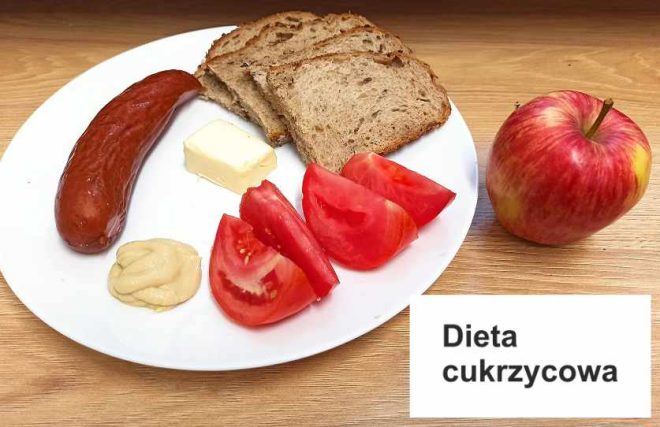 Zdjęcie przedstawia posiłek, śniadanie zgodnie z dietą cukrzycową