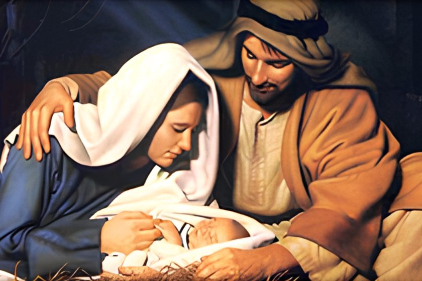 Święta Rodzina pochylona nad Dzieciątkiem Jezus leżącym w żłóbku; Maryja i Józef w czułym geście spoglądają na nowo narodzonego Syna